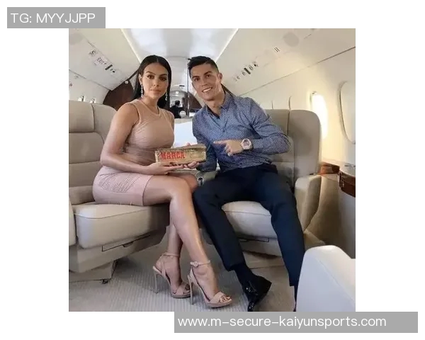 C罗女友最新照片曝光引发热议网友纷纷点赞称羡慕不已